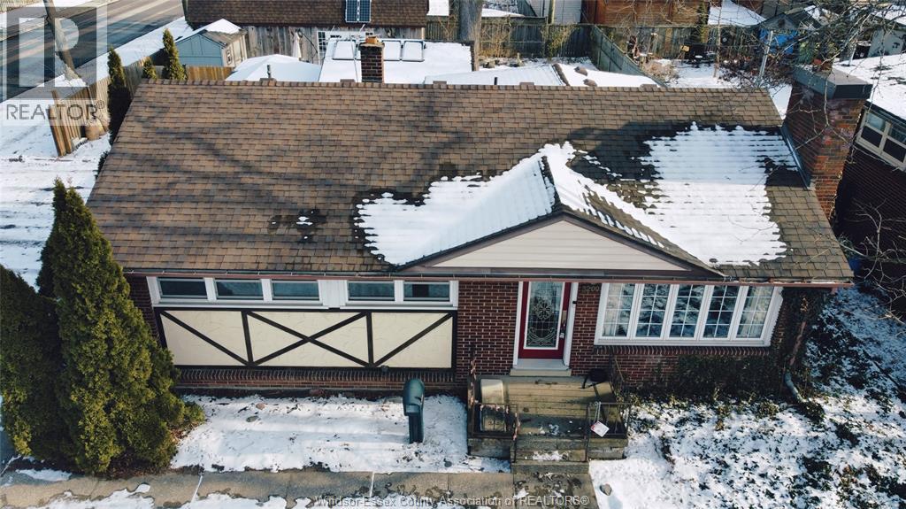 3200 Everts, Windsor, Ontario N9E 2V8 - Photo 4 - 26000173