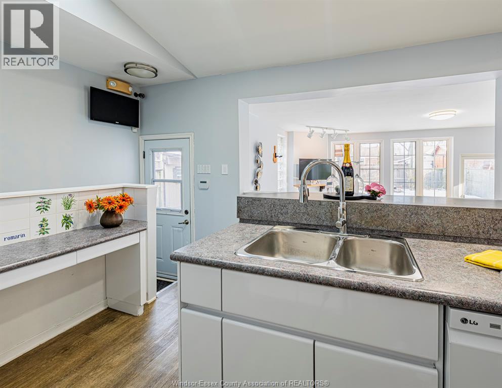 3200 Everts, Windsor, Ontario N9E 2V8 - Photo 14 - 26000173