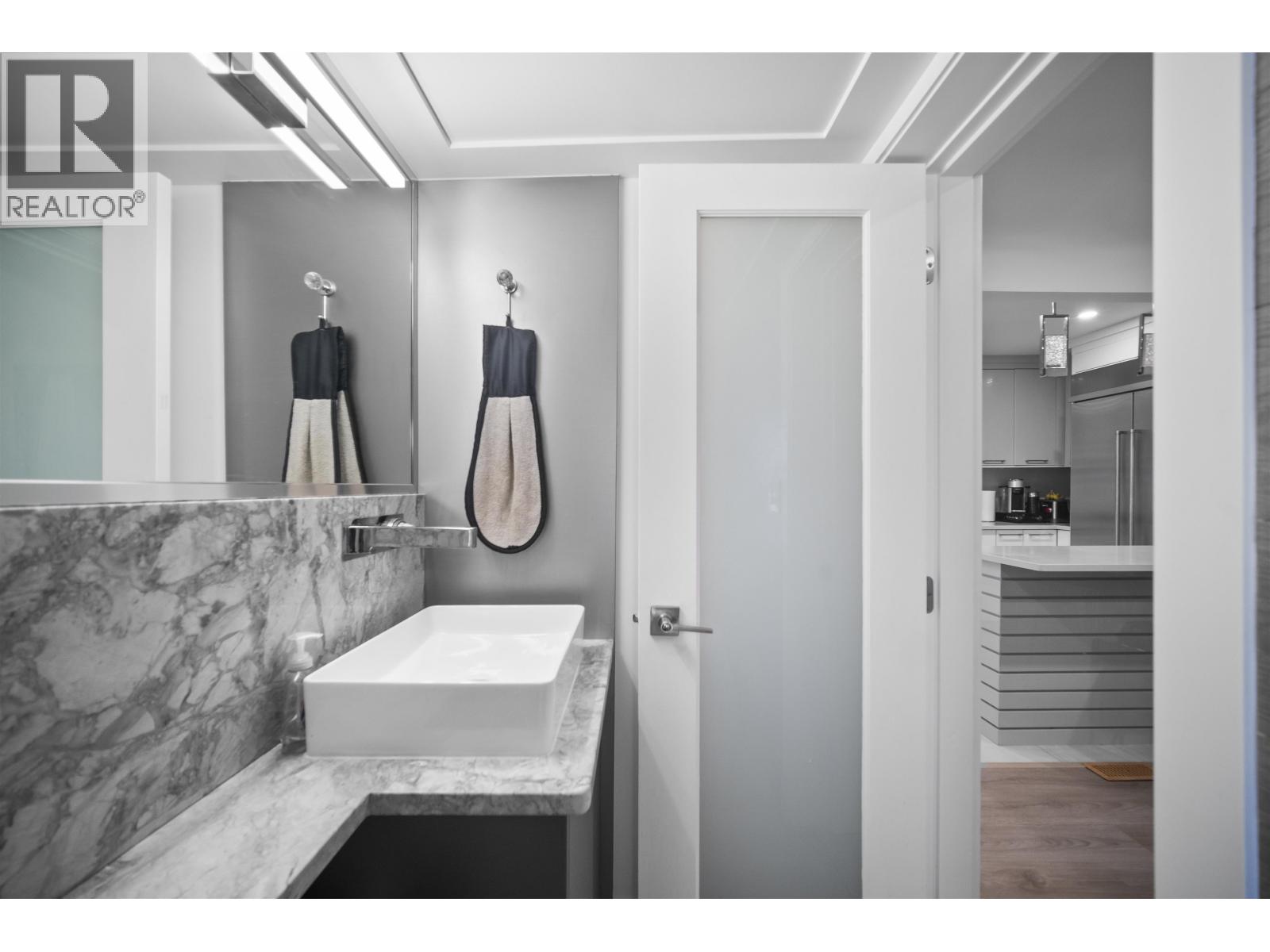 6978 Mckinnon Street, Vancouver, British Columbia  V5S 3G5 - Photo 13 - R3076006