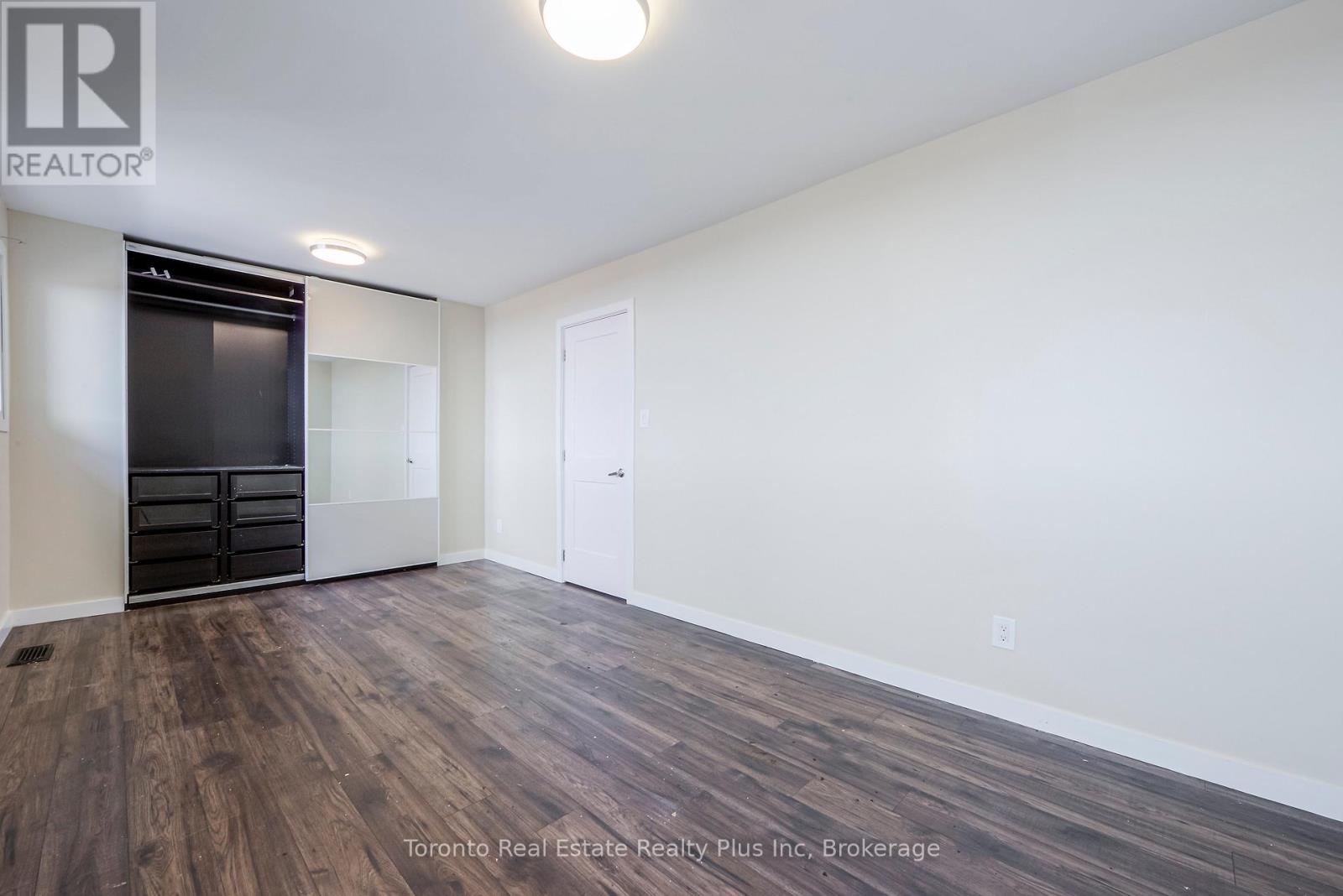 614 Gibb Street, Oshawa, Ontario  L1J 1Z7 - Photo 10 - E12664338