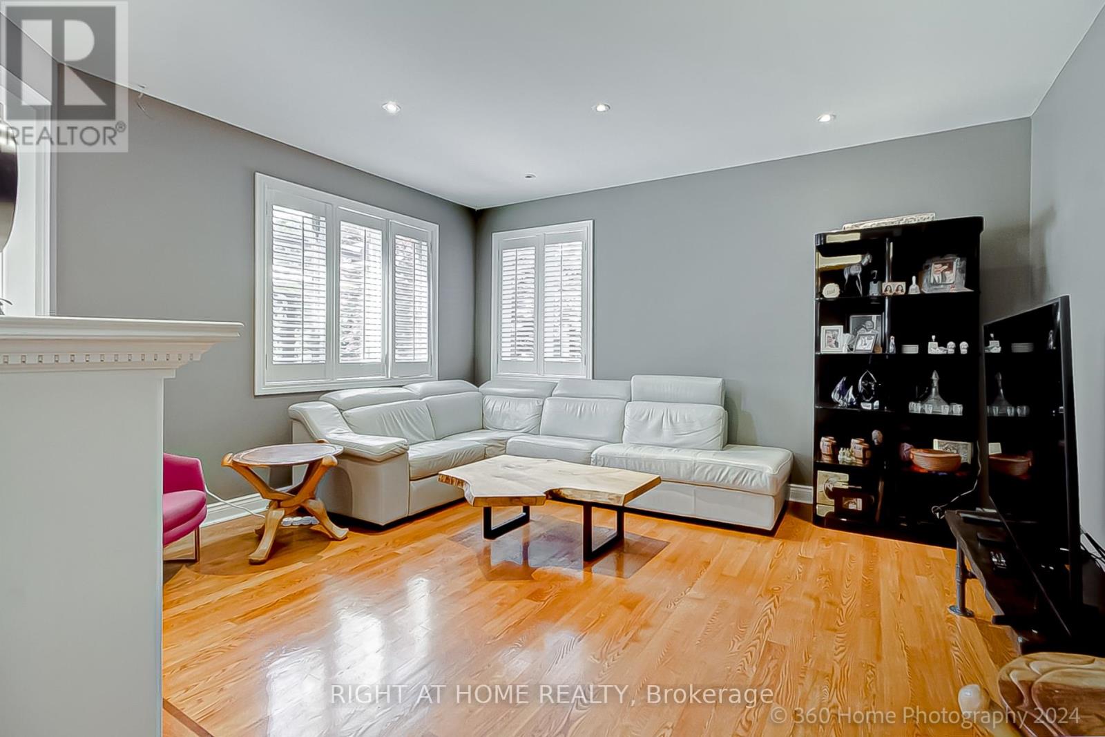 103 Oak Avenue, Richmond Hill, Ontario  L4C 6R6 - Photo 11 - N12664426