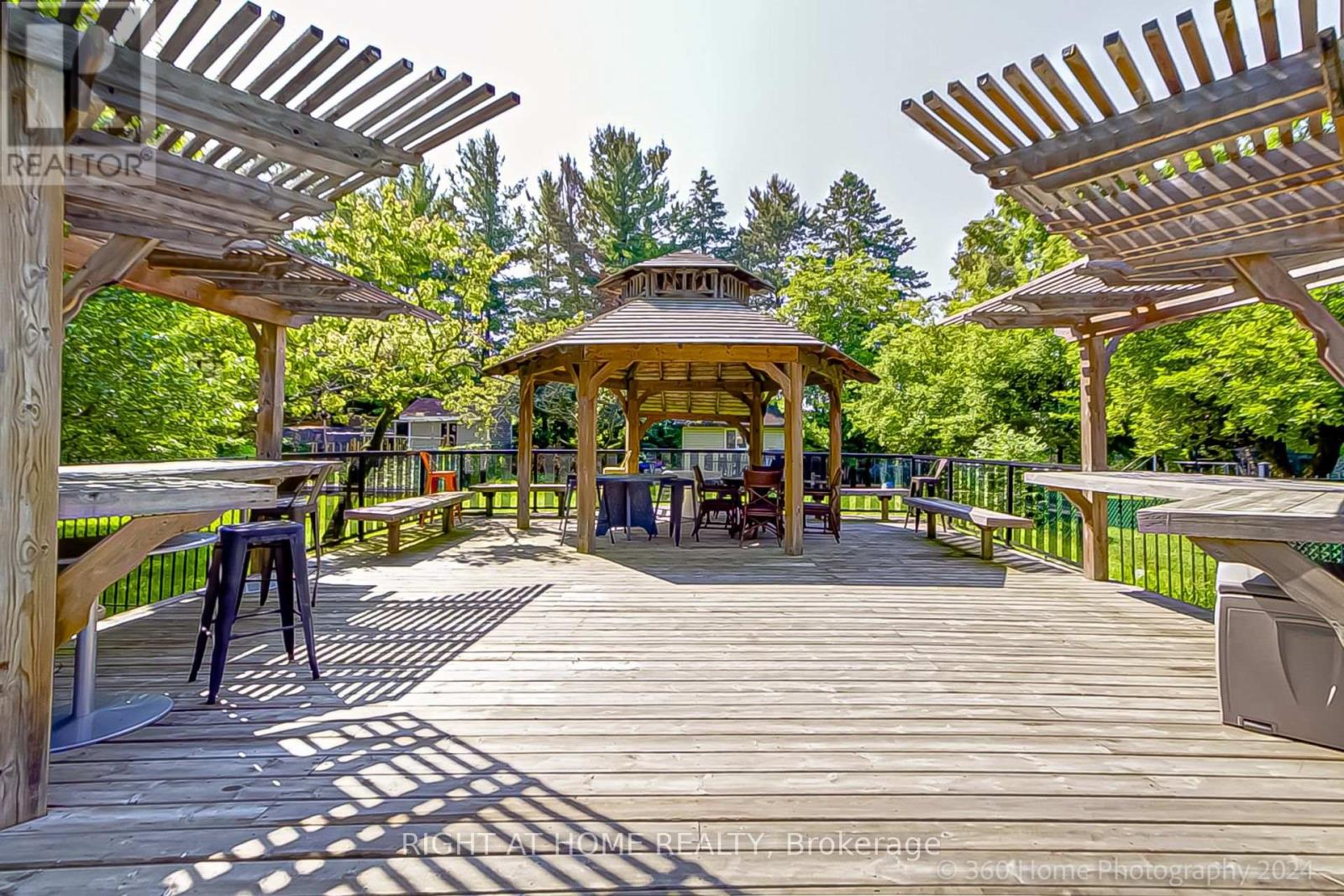 103 Oak Avenue, Richmond Hill, Ontario  L4C 6R6 - Photo 33 - N12664426