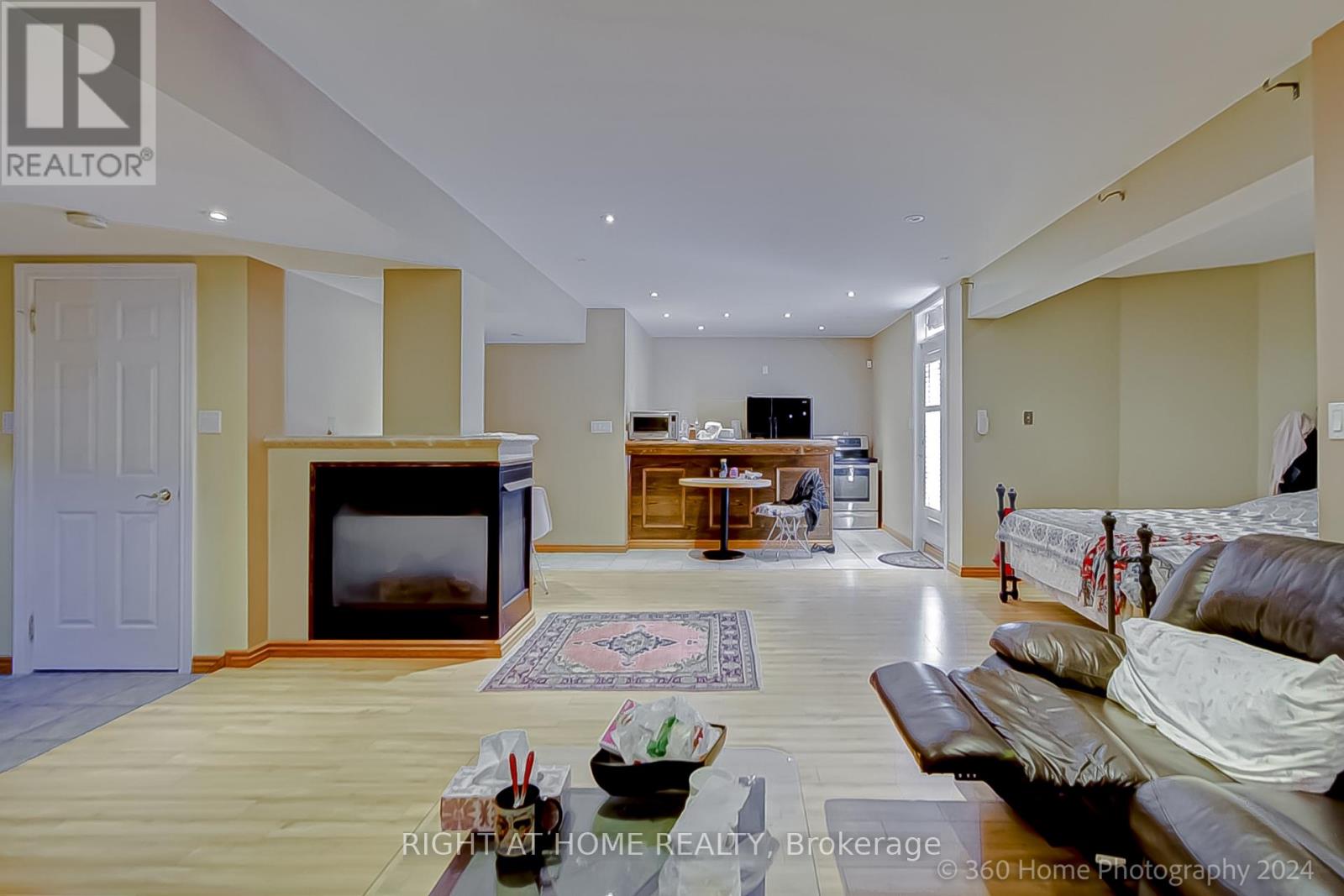 103 Oak Avenue, Richmond Hill, Ontario  L4C 6R6 - Photo 40 - N12664426