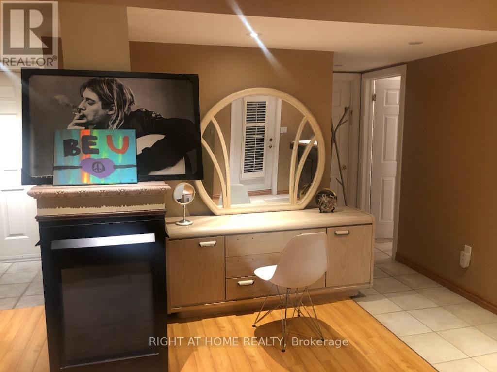 103 Oak Avenue, Richmond Hill, Ontario  L4C 6R6 - Photo 48 - N12664426