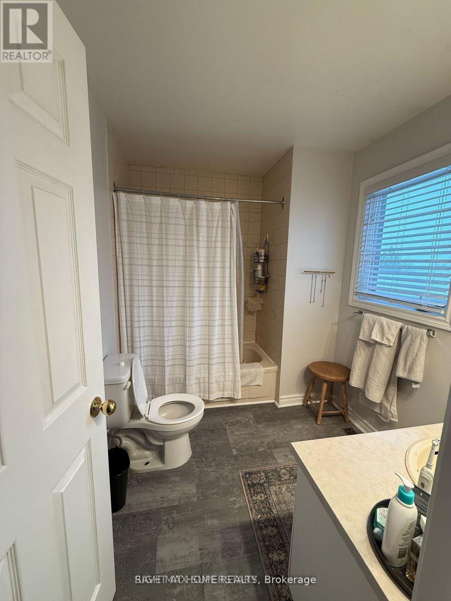 363 Leacock Drive, Barrie, Ontario  L4N 5S6 - Photo 13 - S12664438