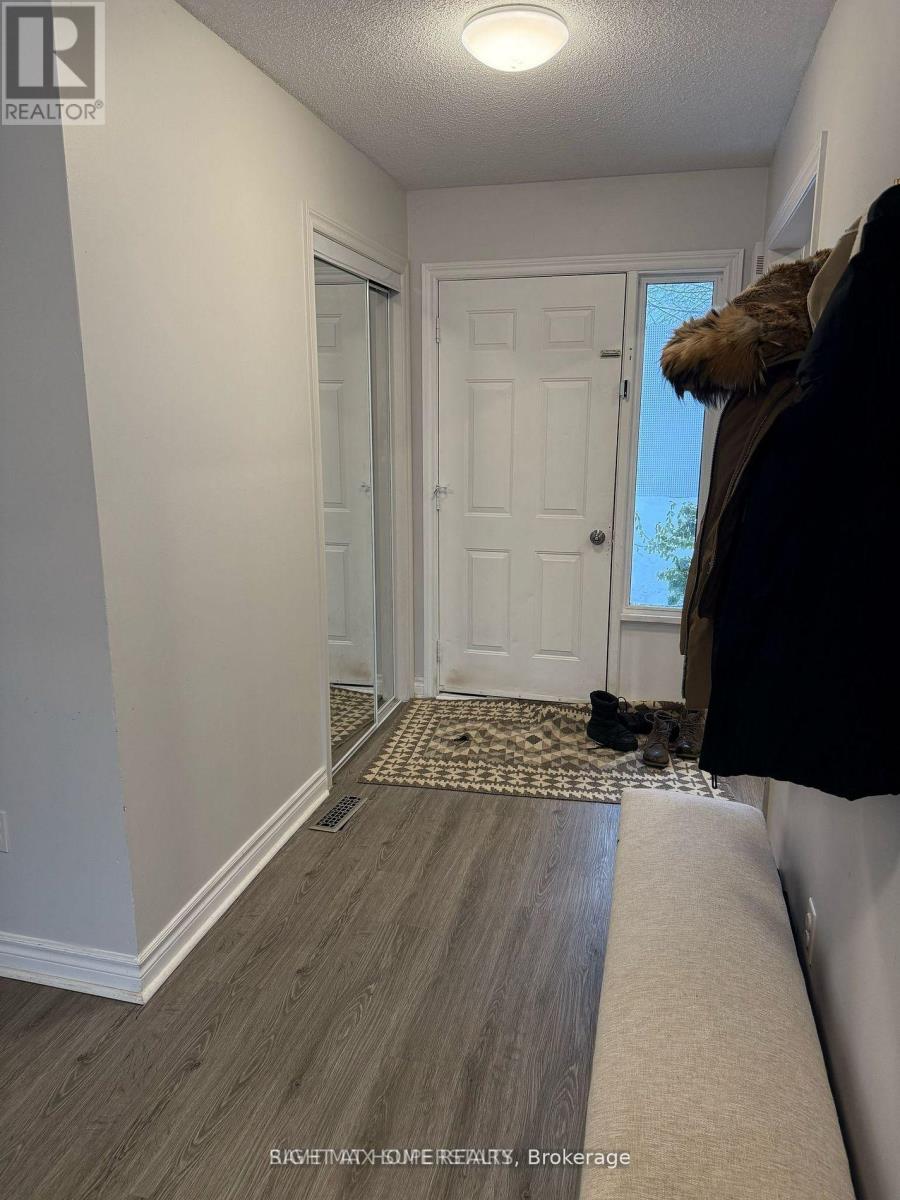 363 Leacock Drive, Barrie, Ontario  L4N 5S6 - Photo 14 - S12664438