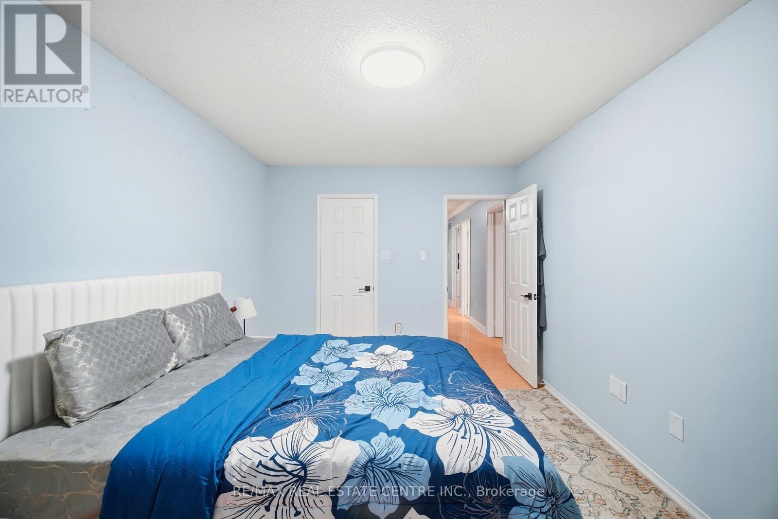 6 Mannel Crescent, Brampton, Ontario  L6Y 5E1 - Photo 30 - W12664436