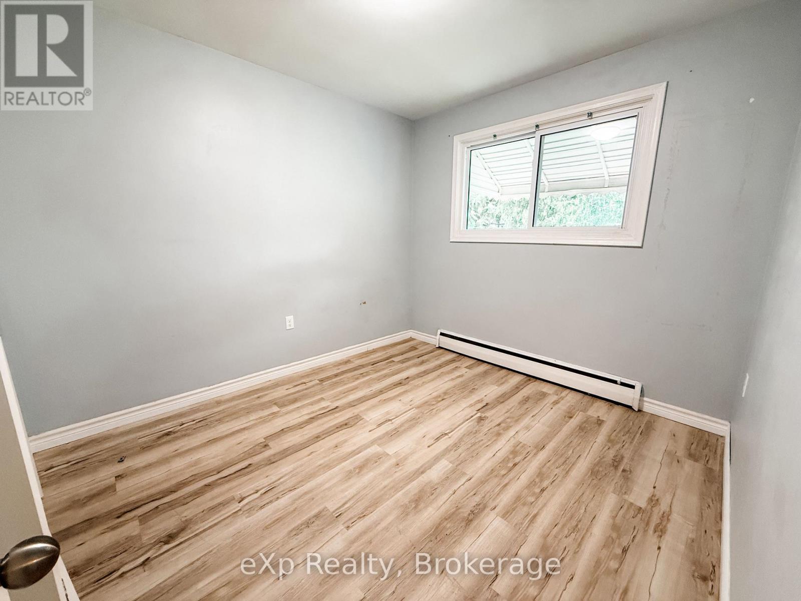 1 - 342 Kiwanis Park Drive, London East (East H), Ontario  N5W 4M9 - Photo 3 - X12664494