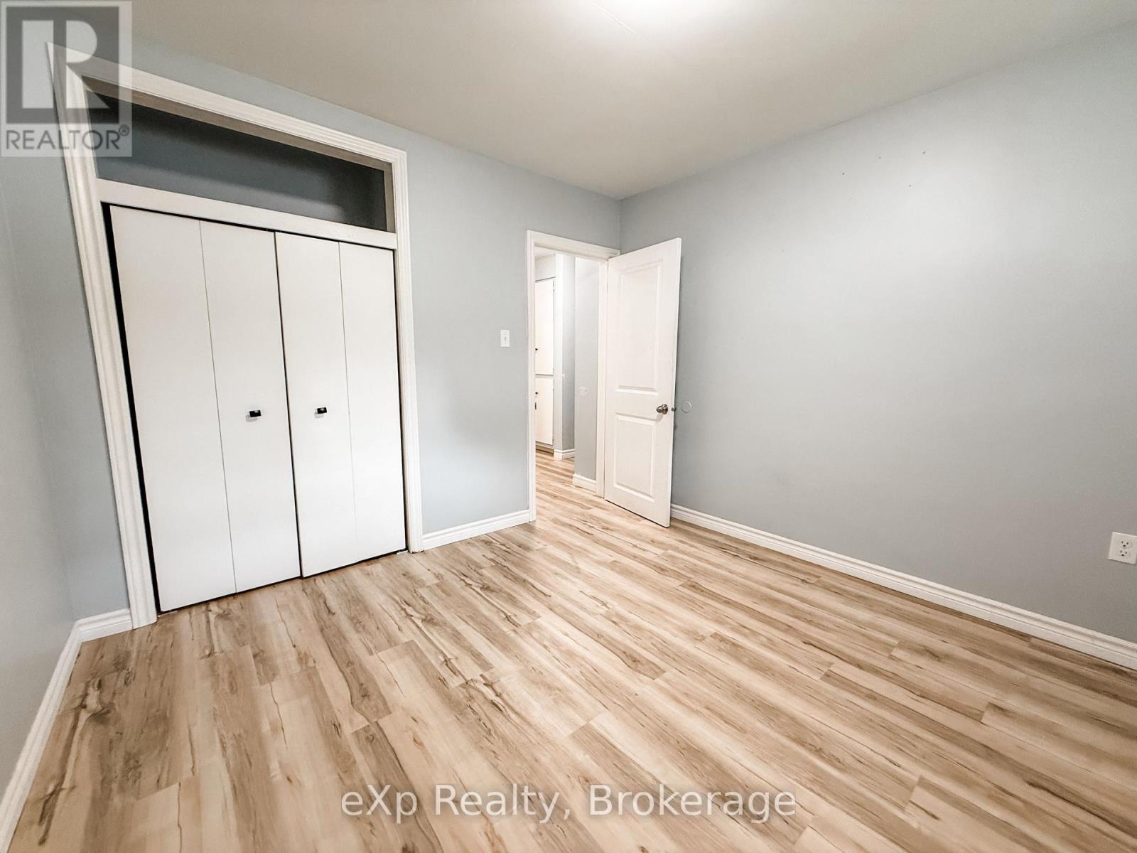 1 - 342 Kiwanis Park Drive, London East (East H), Ontario  N5W 4M9 - Photo 5 - X12664494