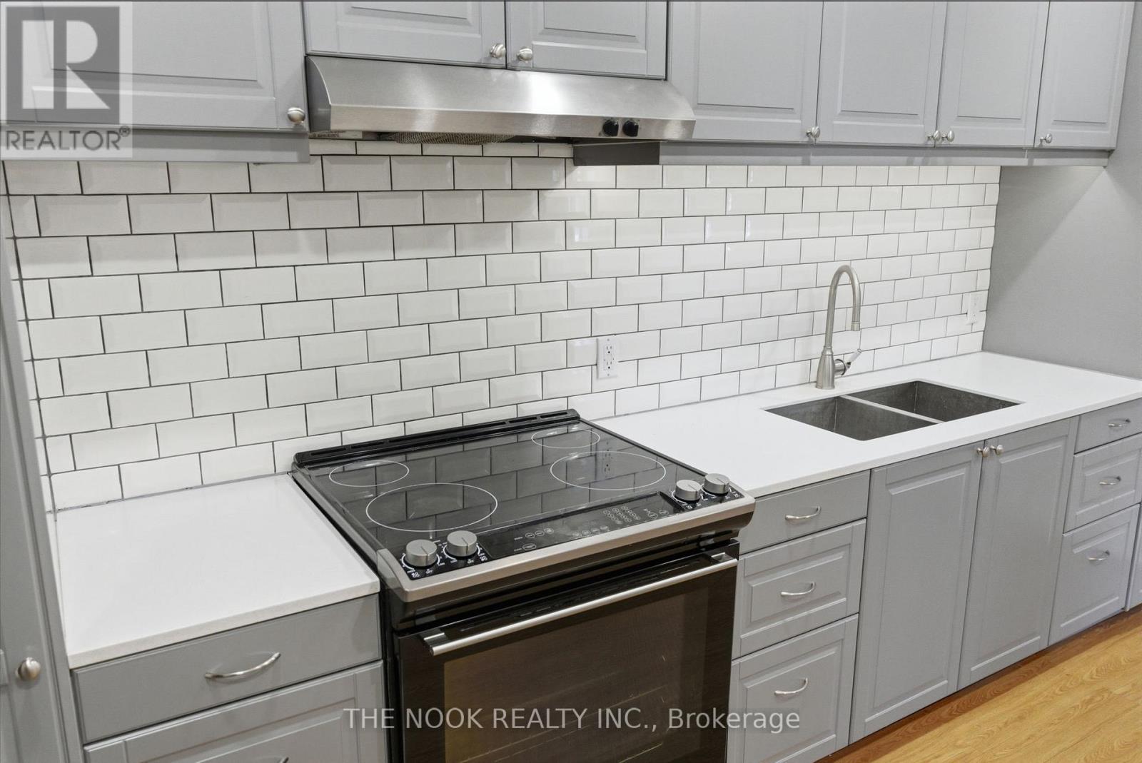 Level 3 - 118 Walton Street, Port Hope, Ontario  L1A 1N5 - Photo 8 - X12664528