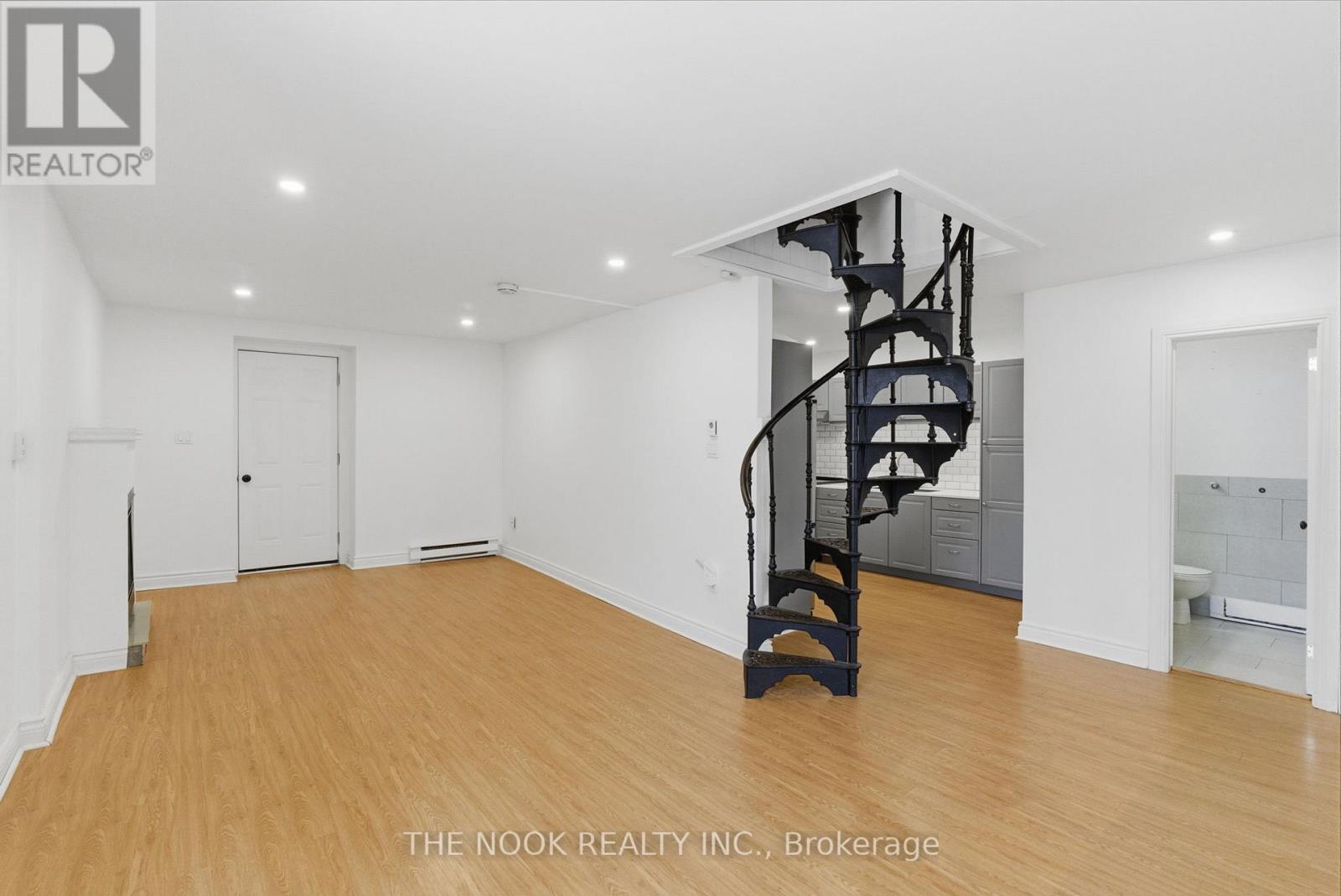 Level 3 - 118 Walton Street, Port Hope, Ontario  L1A 1N5 - Photo 9 - X12664528