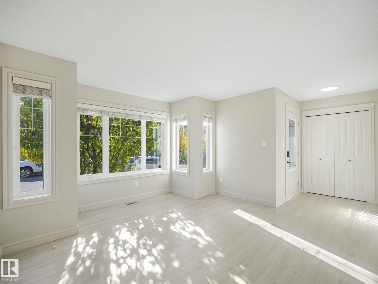 17724 6 Av Sw, Edmonton, Alberta  T6W 2G6 - Photo 6 - E4469103