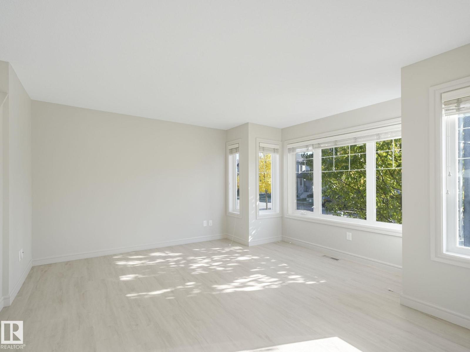 17724 6 Av Sw, Edmonton, Alberta  T6W 2G6 - Photo 5 - E4469103