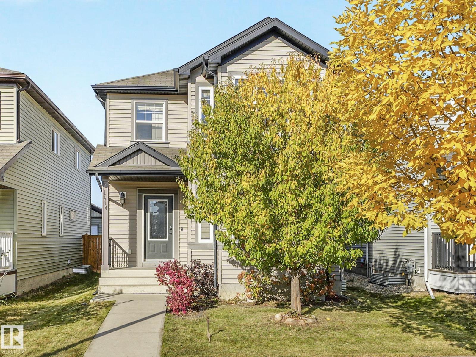 17724 6 Av Sw, Edmonton, Alberta  T6W 2G6 - Photo 2 - E4469103