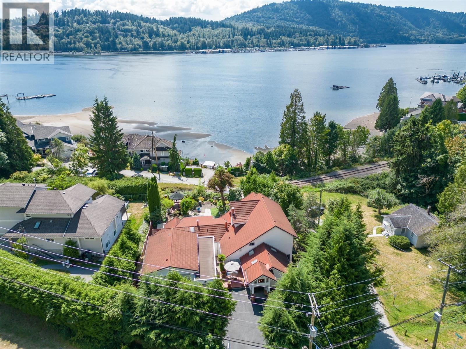 1650 Ioco Road, Port Moody, British Columbia  V3H 3S8 - Photo 2 - R3039435