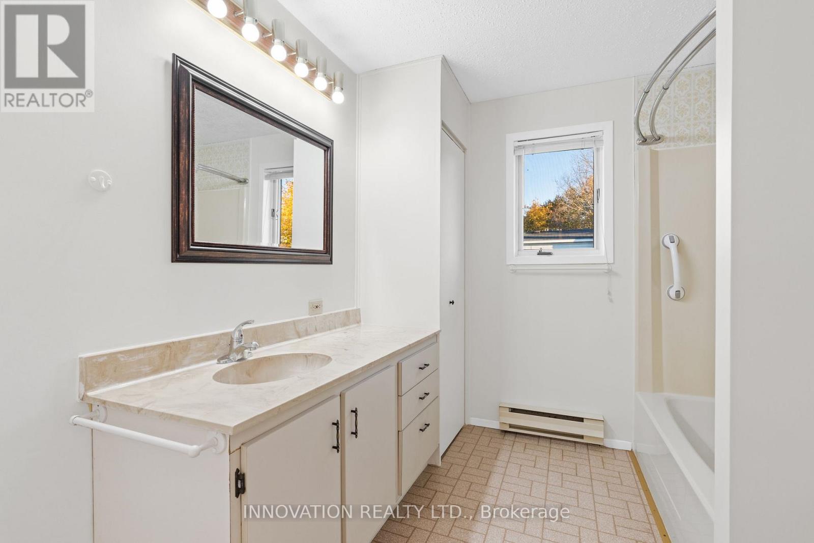 108 Crossland Drive, Ottawa, Ontario  K0A 1X0 - Photo 33 - X12664460