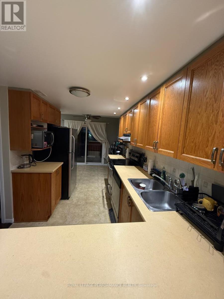 390 Crownridge Drive N, Ottawa, Ontario K2M 3A4 - Photo 19 - X12664478