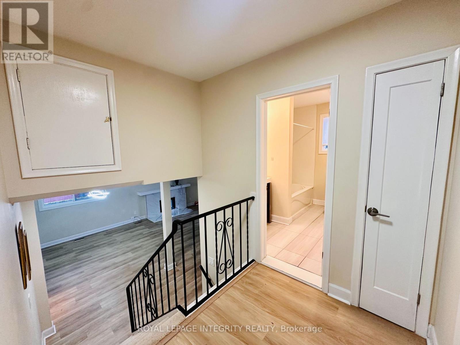 1797 Gage Crescent, Ottawa, Ontario  K2C 0Z8 - Photo 12 - X12664534