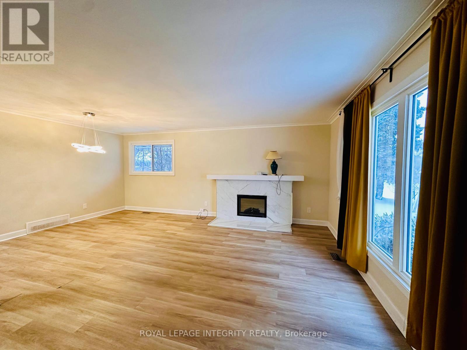 1797 Gage Crescent, Ottawa, Ontario  K2C 0Z8 - Photo 4 - X12664534