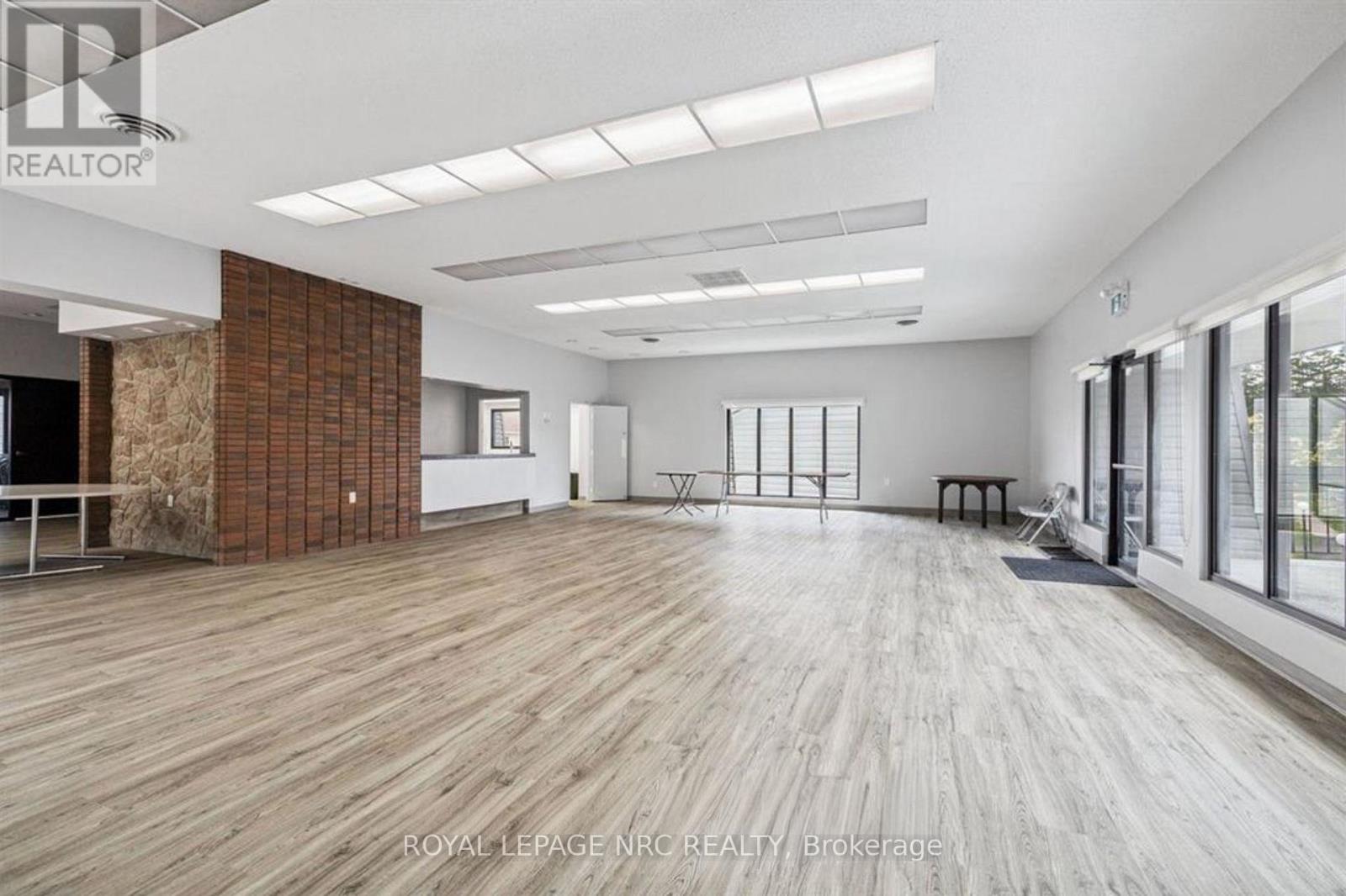 Unit - 4 - 2232 Upper Middle Road, Burlington, Ontario  L7P 2Z9 - Photo 43 - W12664468