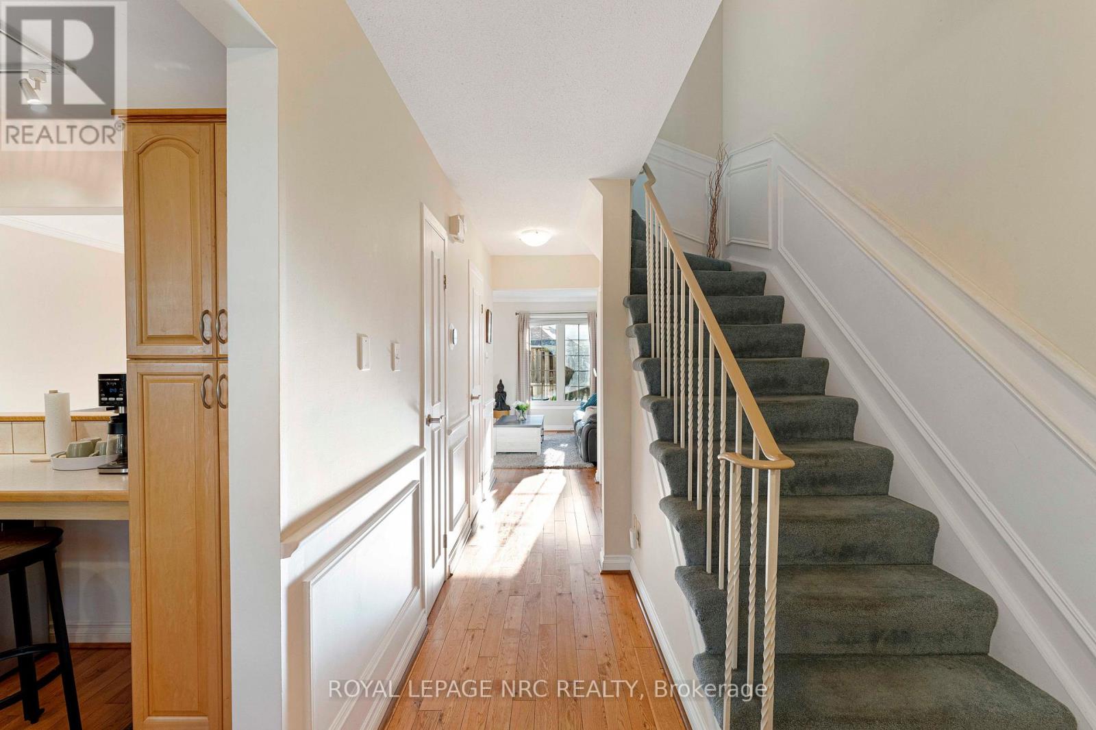 Unit - 4 - 2232 Upper Middle Road, Burlington, Ontario  L7P 2Z9 - Photo 6 - W12664468