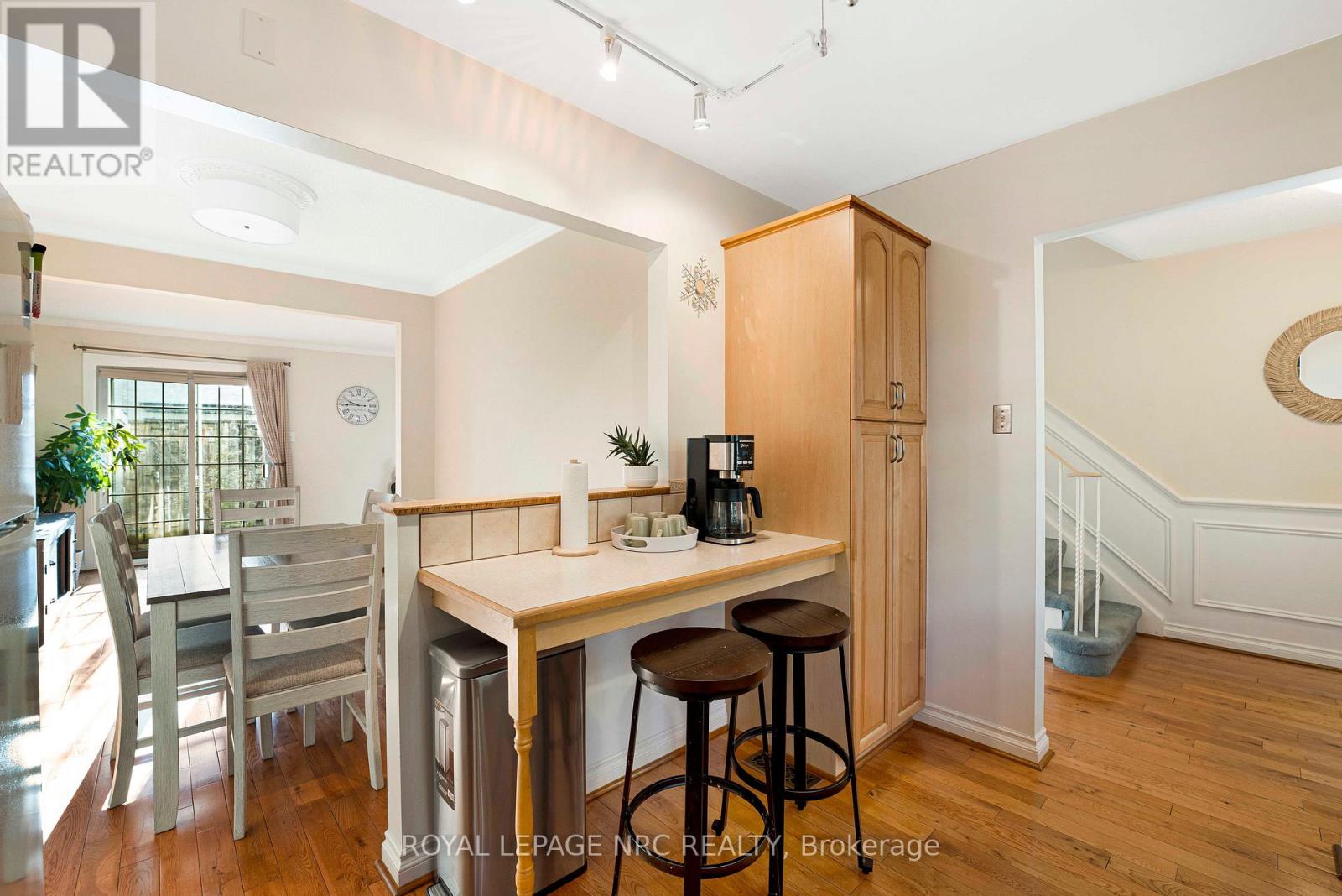 Unit - 4 - 2232 Upper Middle Road, Burlington, Ontario  L7P 2Z9 - Photo 8 - W12664468