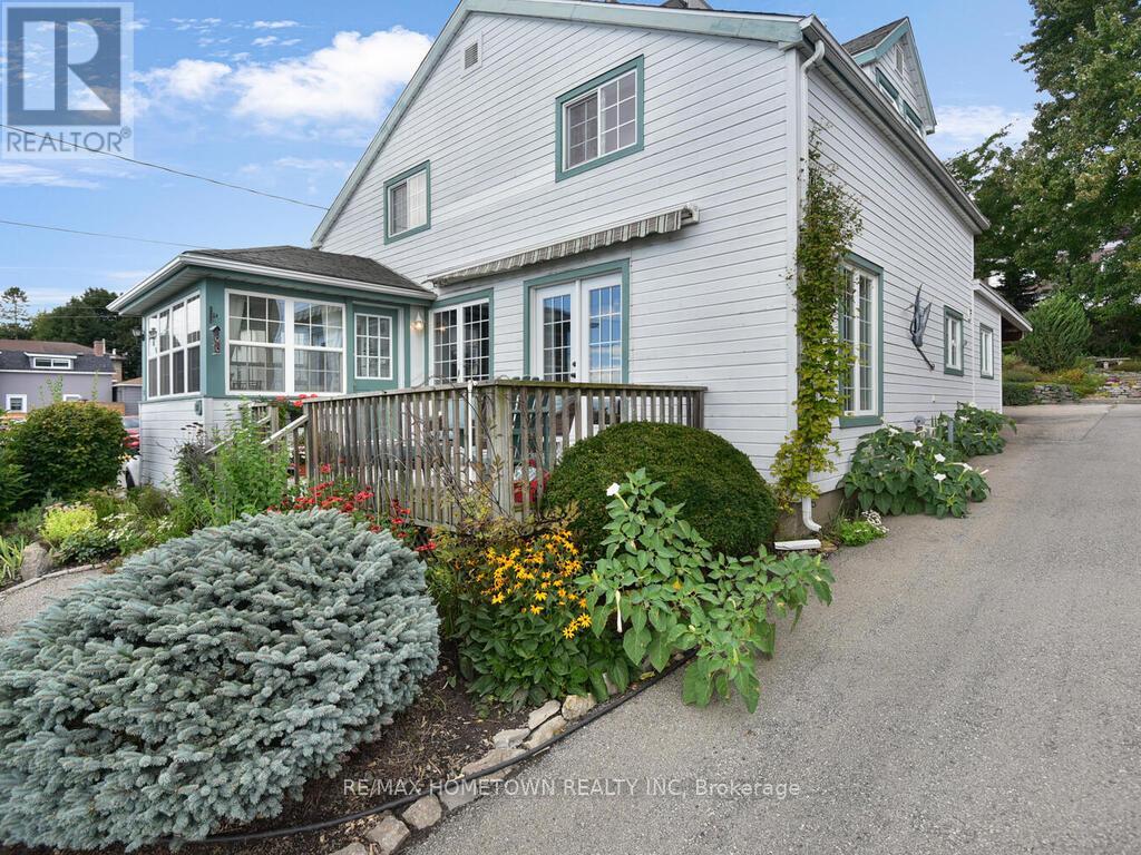 92 WATER STREET E, Brockville, Ontario