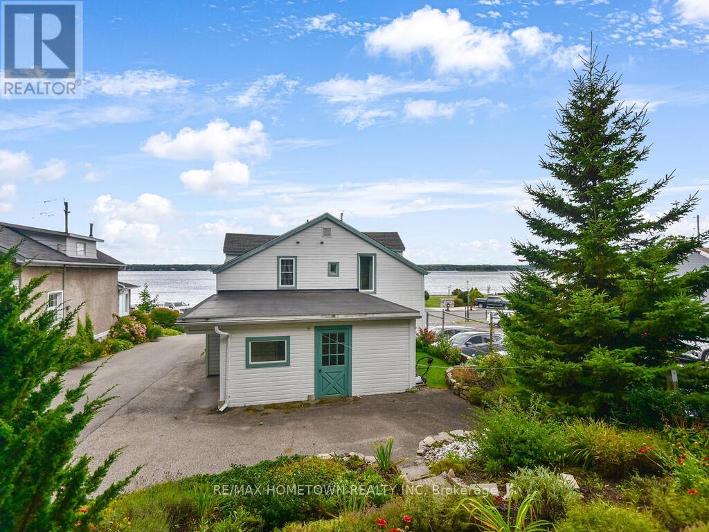 92 Water Street E, Brockville, Ontario  K6V 1A5 - Photo 2 - X12664456