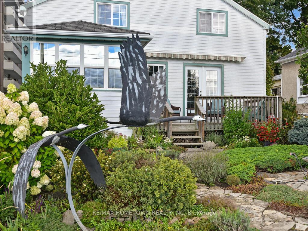 92 Water Street E, Brockville, Ontario  K6V 1A5 - Photo 5 - X12664456