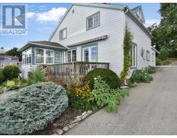 92 WATER STREET E, Brockville, Ontario