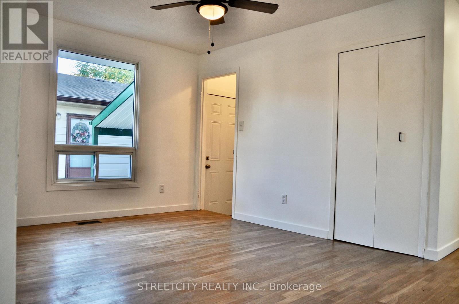 Photo 16 of 28 for 371 Speight Boulevard