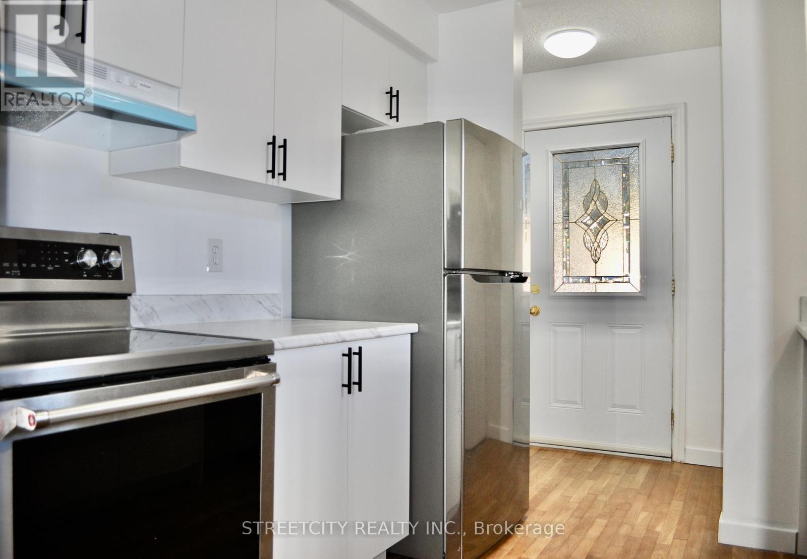 Photo 7 of 28 for 371 Speight Boulevard