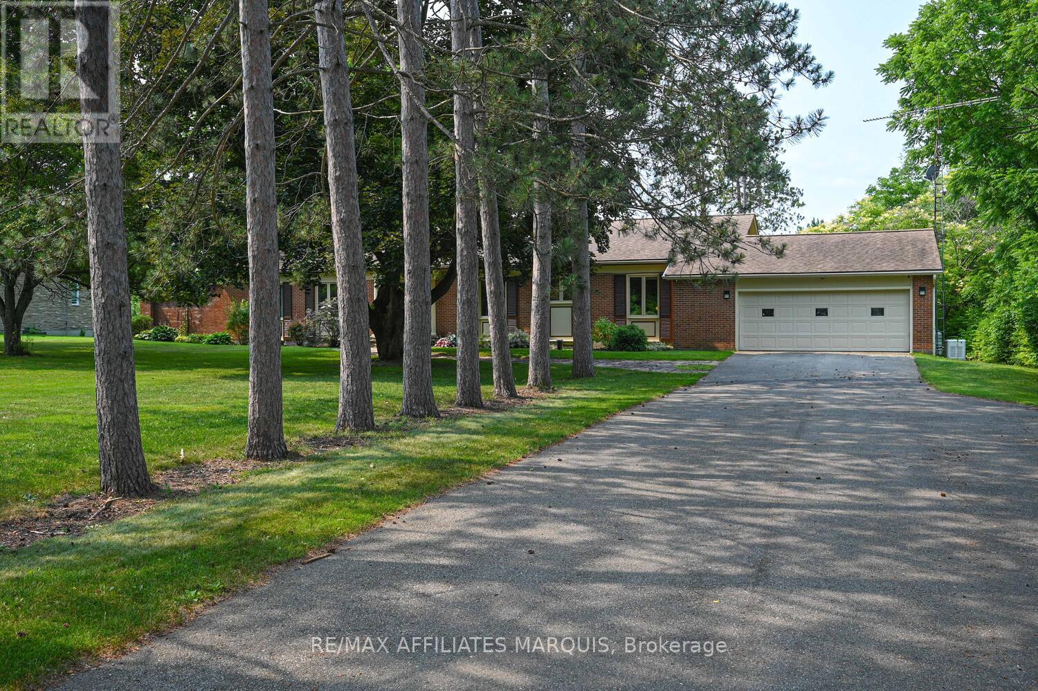 2995 43 Highway, Montague, Ontario  K7A 5B8 - Photo 6 - X12415087