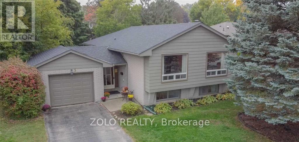 3 Highcroft Road, Barrie, Ontario  L4N 2X3 - Photo 1 - S12664462