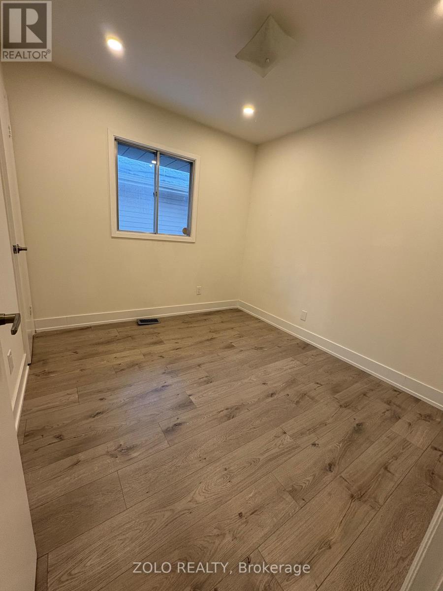 3 Highcroft Road, Barrie, Ontario  L4N 2X3 - Photo 12 - S12664462