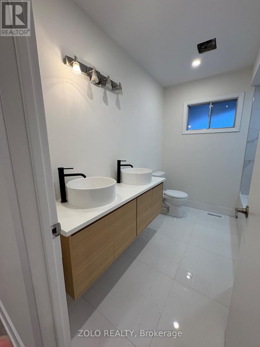 3 Highcroft Road, Barrie, Ontario  L4N 2X3 - Photo 13 - S12664462