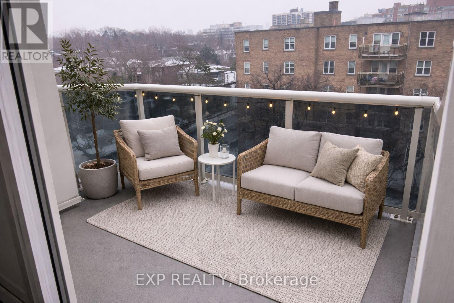 711 - 650 Briar Hill Avenue, Toronto, Ontario  M5N 1N3 - Photo 9 - C12654122