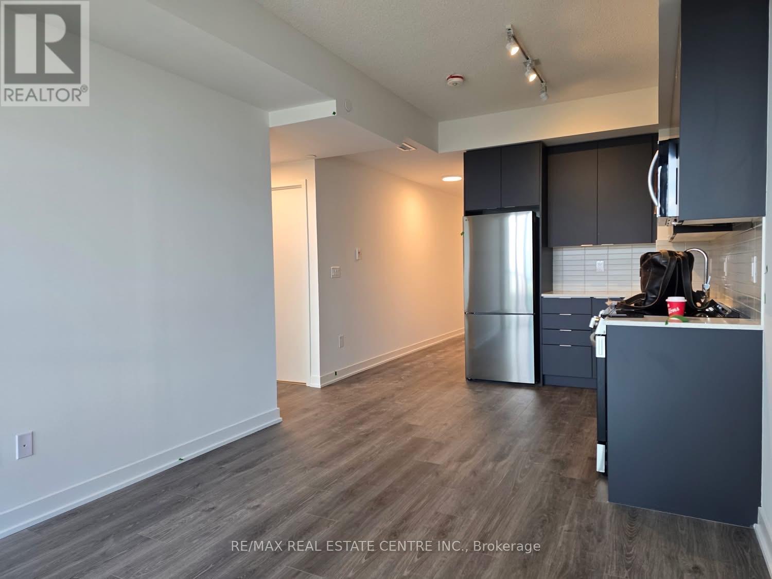 817 - 225 Malta Avenue, Brampton, Ontario  L6Y 6L6 - Photo 7 - W12664488