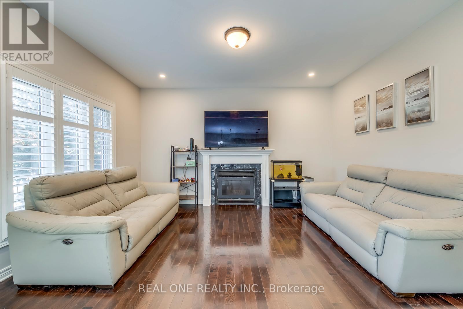 2163 Westmount Drive, Oakville, Ontario  L6M 3N9 - Photo 10 - W12664496