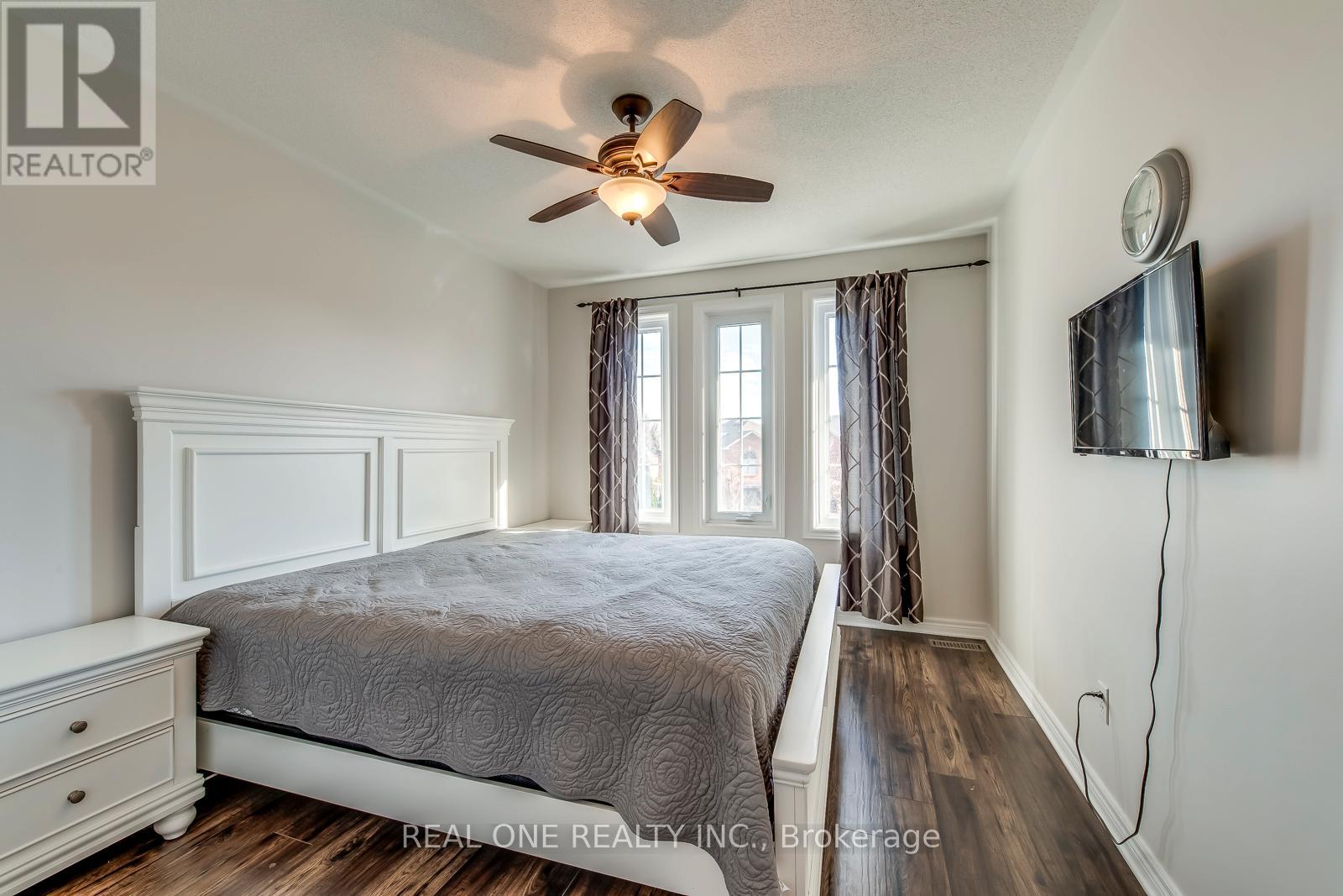 2163 Westmount Drive, Oakville, Ontario  L6M 3N9 - Photo 32 - W12664496