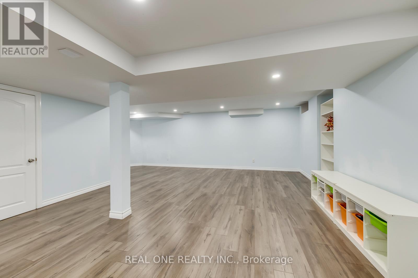 2163 Westmount Drive, Oakville, Ontario  L6M 3N9 - Photo 41 - W12664496