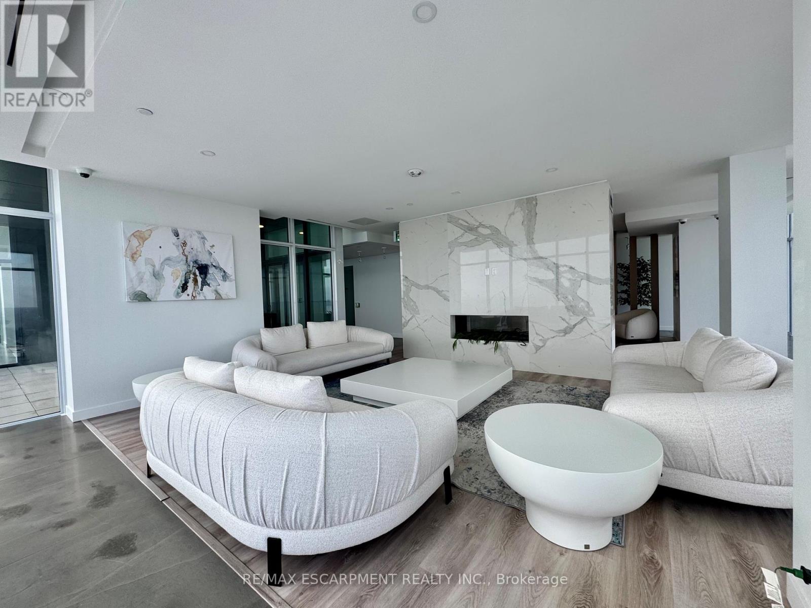 704 - 370 Martha Street, Burlington, Ontario  L7R 2P7 - Photo 36 - W12664510