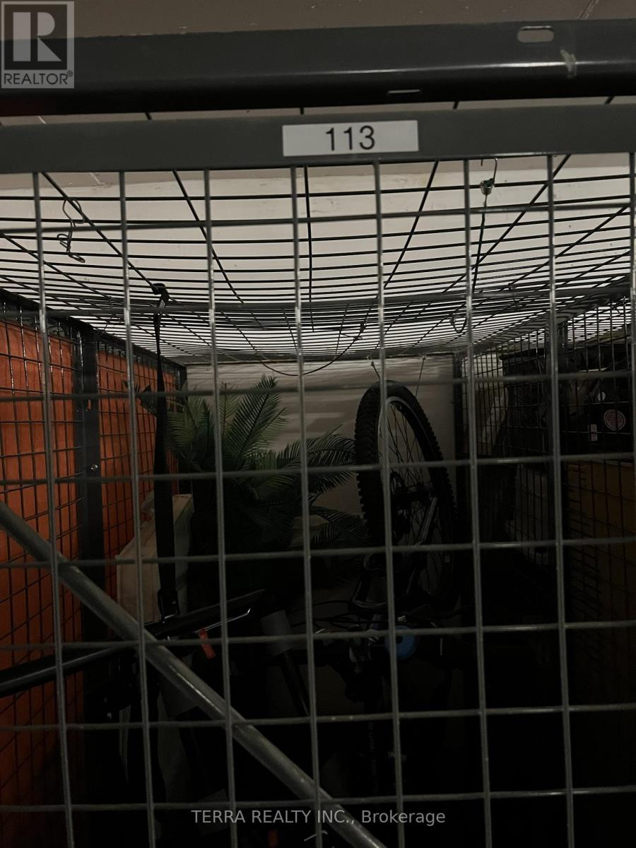 4010 - 2212 Lakeshore Boulevard W, Toronto, Ontario  M8V 3X9 - Photo 18 - W12664524