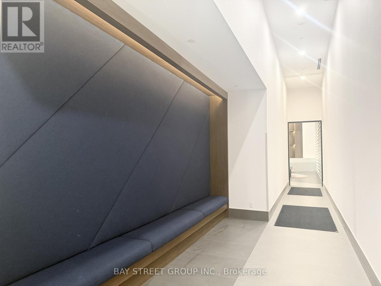 1037 The Queensway, Etobicoke Quay, Toronto, Ontario  M8Z 6C7 - Photo 9 - W12664532