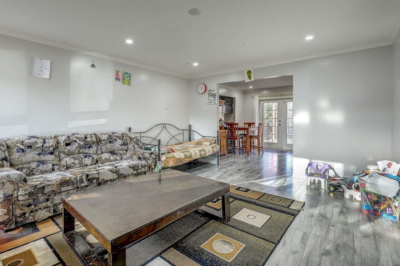 32275 Clinton Avenue, Abbotsford, British Columbia  V2T 5B3 - Photo 16 - R3075260