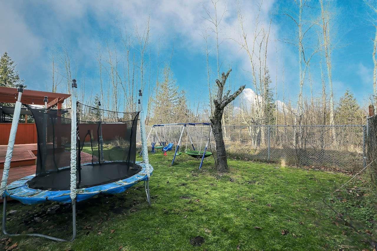 32275 Clinton Avenue, Abbotsford, British Columbia  V2T 5B3 - Photo 2 - R3075260