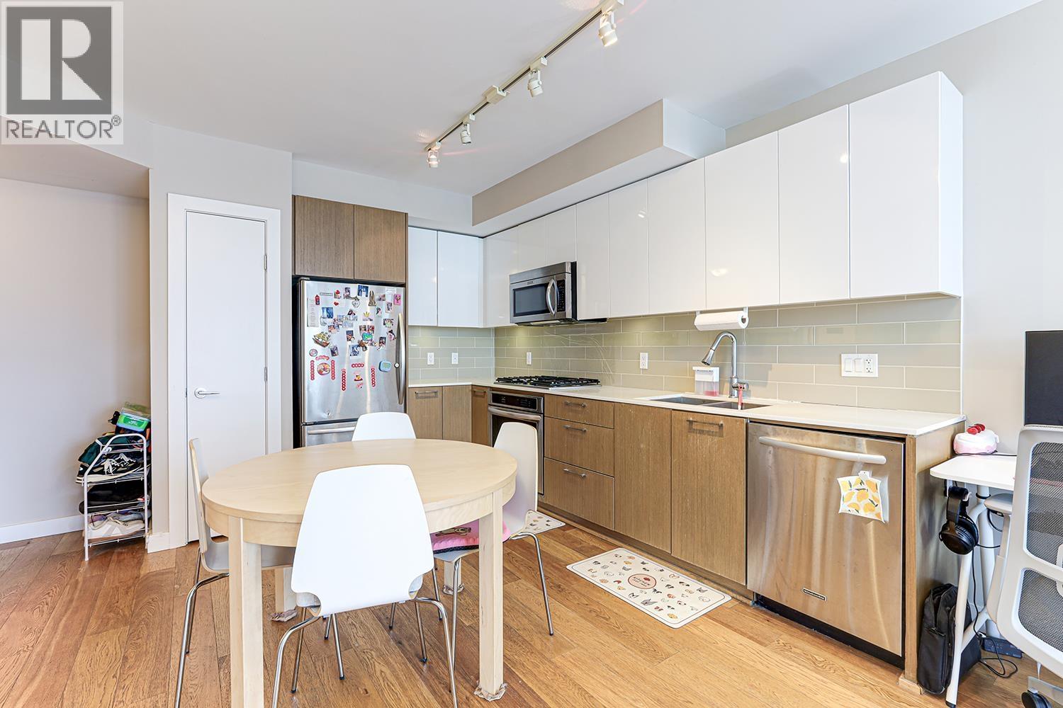 1001 6951 Elmbridge Way, Richmond, British Columbia V6X 1X5 - Photo 8 - R3075785