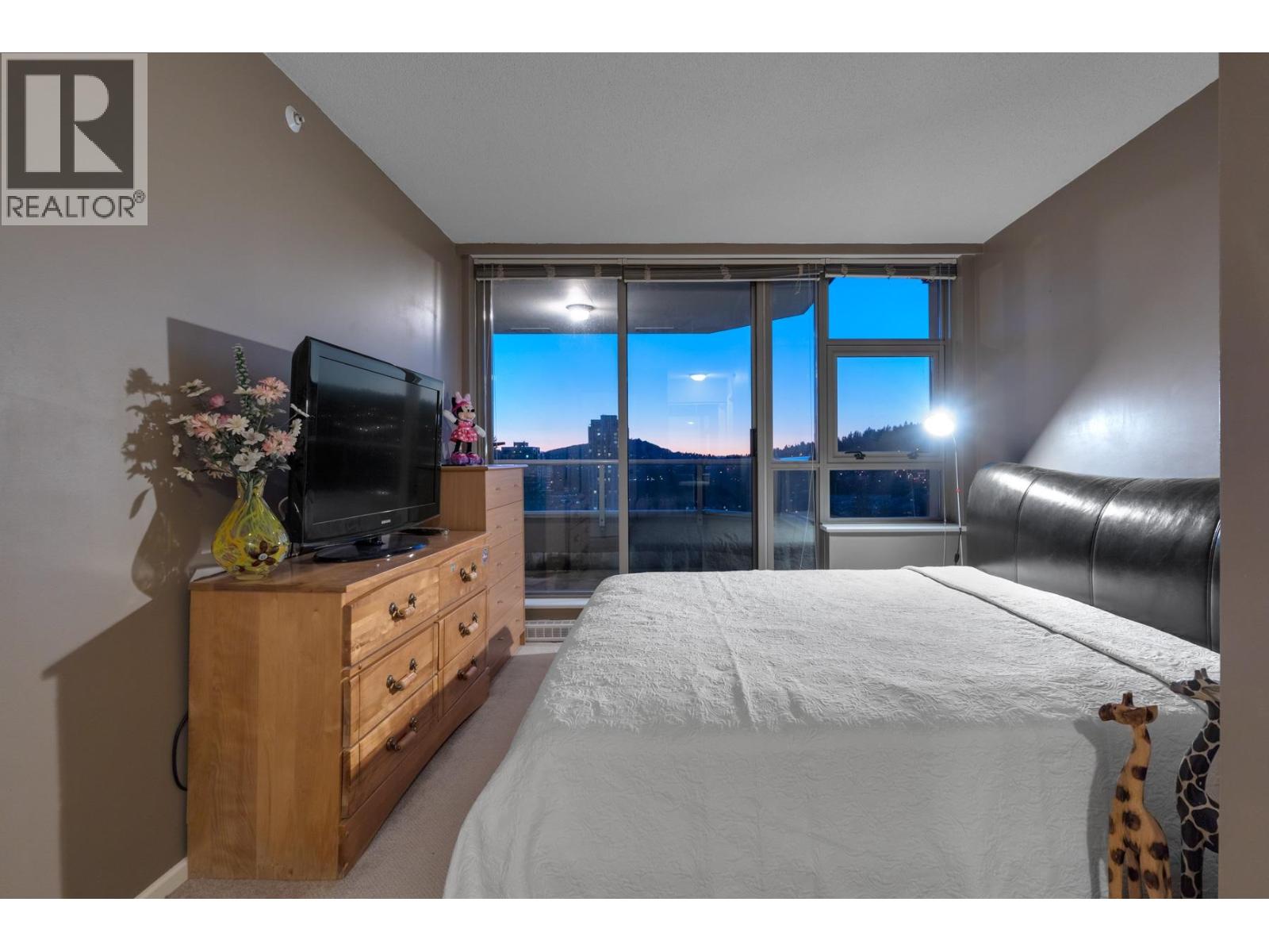 1502 3070 Guildford Way, Coquitlam, British Columbia  V3B 7R8 - Photo 8 - R3076232