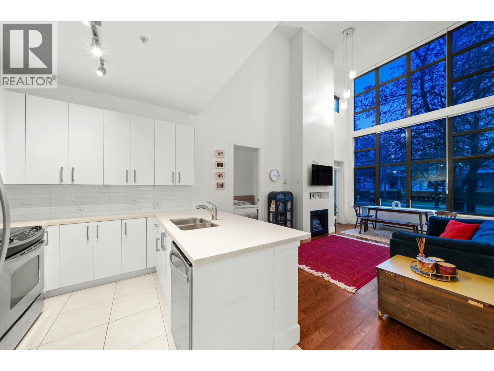 Th23 2345 Madison Avenue, Burnaby, British Columbia  V5C 0B4 - Photo 8 - R3076245