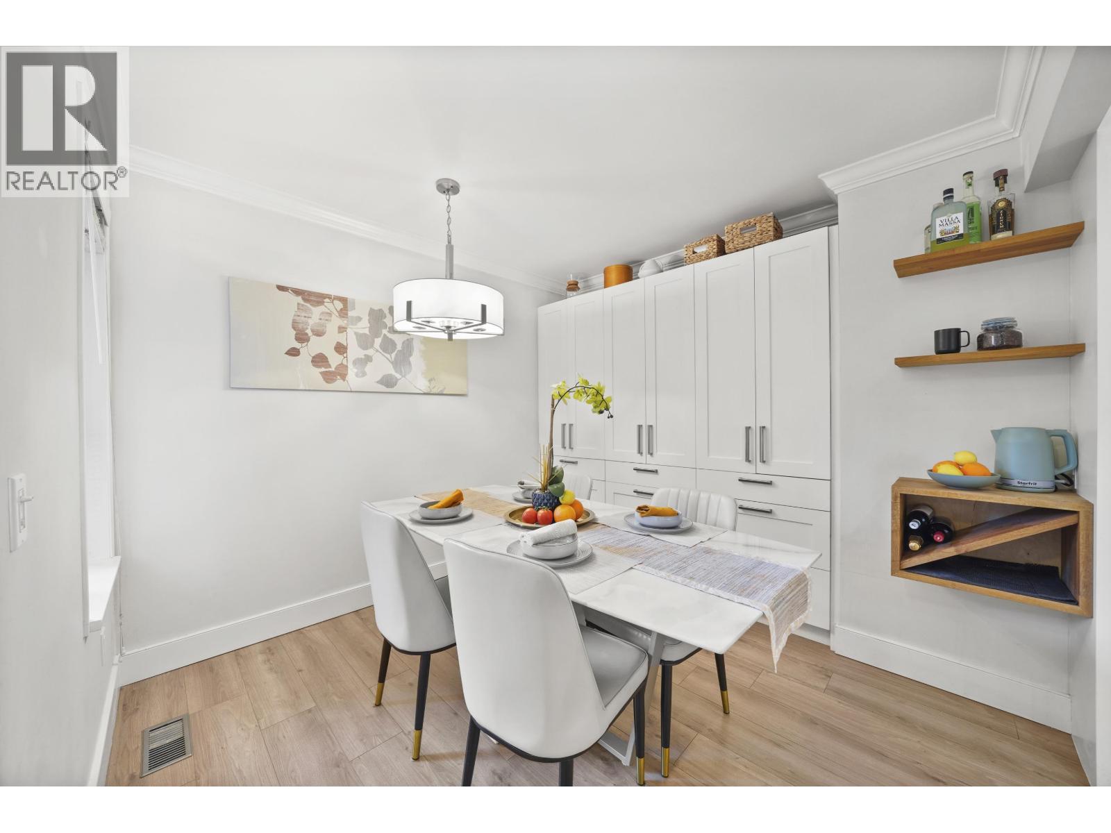 49 1910 Cedar Village Crescent, North Vancouver, British Columbia  V7J 3M5 - Photo 11 - R3076252